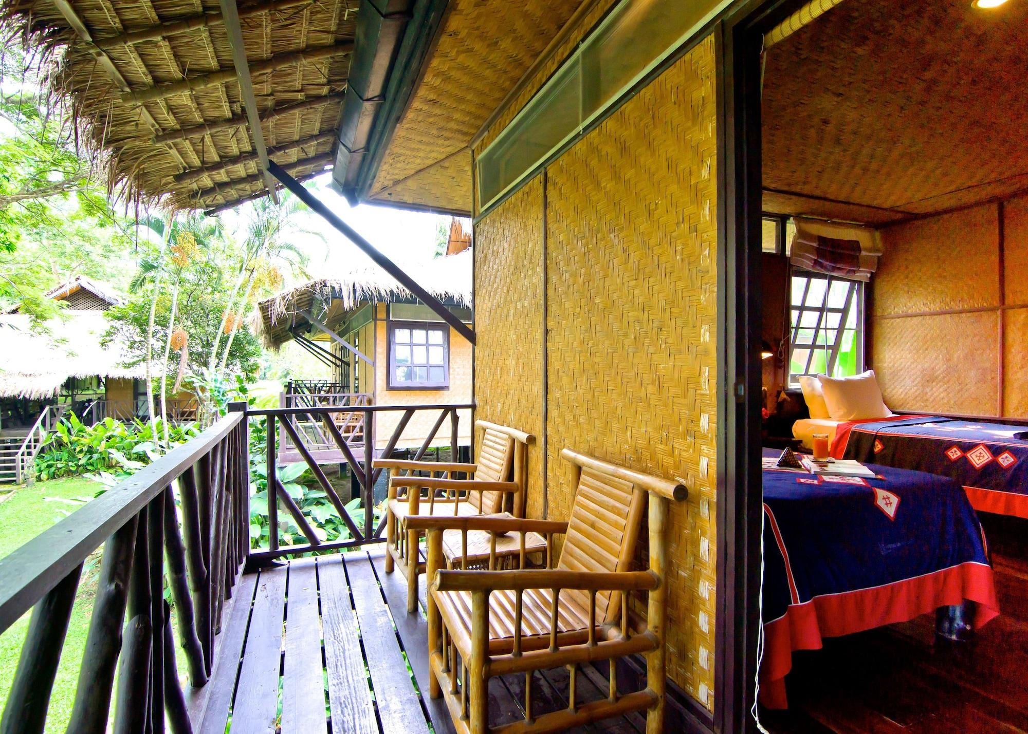 Hmong Hilltribe Lodge Mae Rim Exterior photo